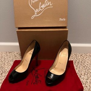 Christian Louboutin Pumps Black Very Prive 120 Peep Toe Platform Heels Size 37.